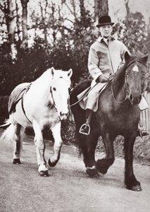 ジョージ対ポニー、ジョック、1936 作： English Photographer
